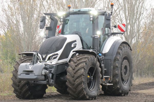 Valtra serie "Q5"