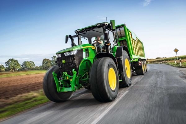 Trattori John Deere