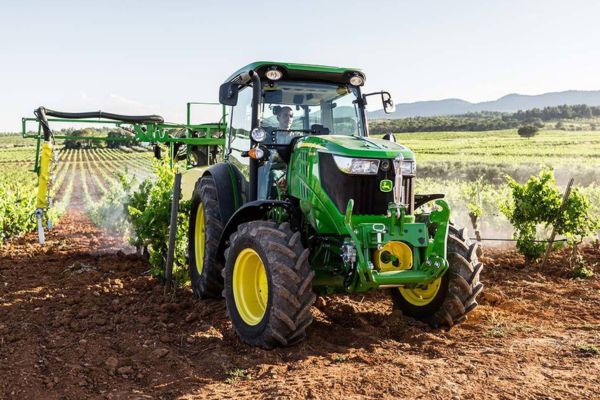 trattori john deere 2023