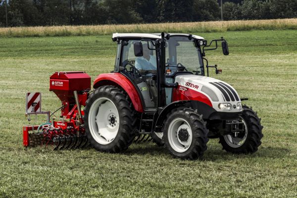 Steyr Kompakt 4075 S