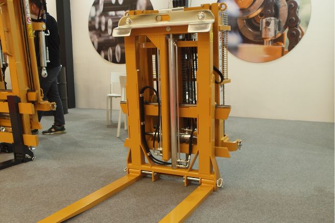 elevatore Triplex 16Thad 2000