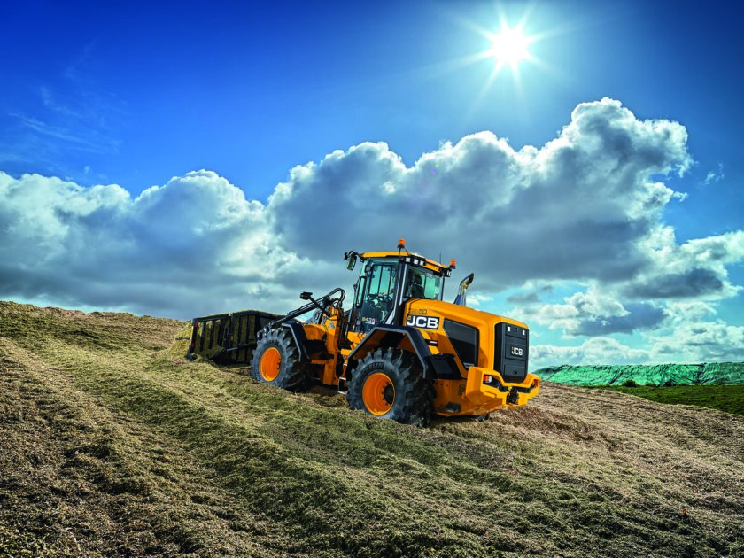 Pala gommata Jcb 435S