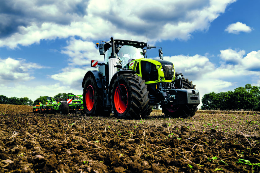 trattori claas axion