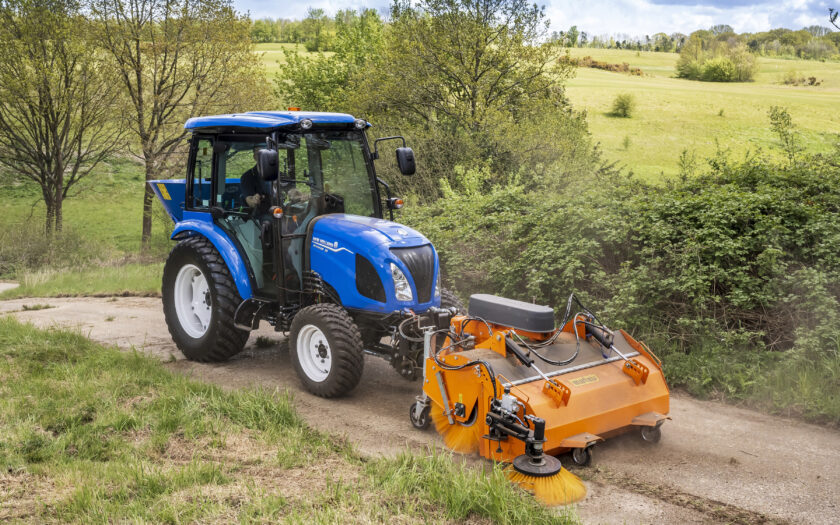 New Holland serie Boomer