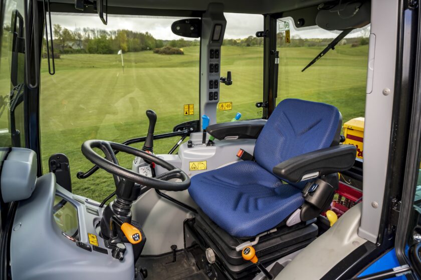 New Holland serie Boomer